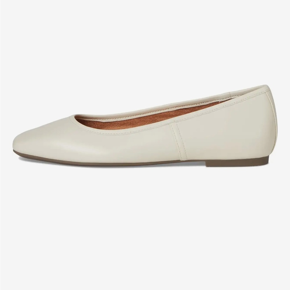 Vionic Orinda Ballet Flats (Cream Leather)